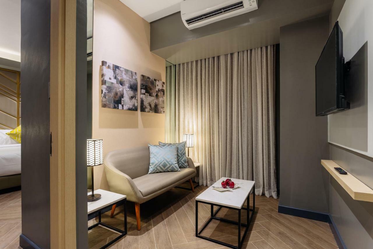 ซัมมิต โฮเต็ล กรีนฮิลล์ Hotel เกซอนซิตี้ ภายนอก รูปภาพ