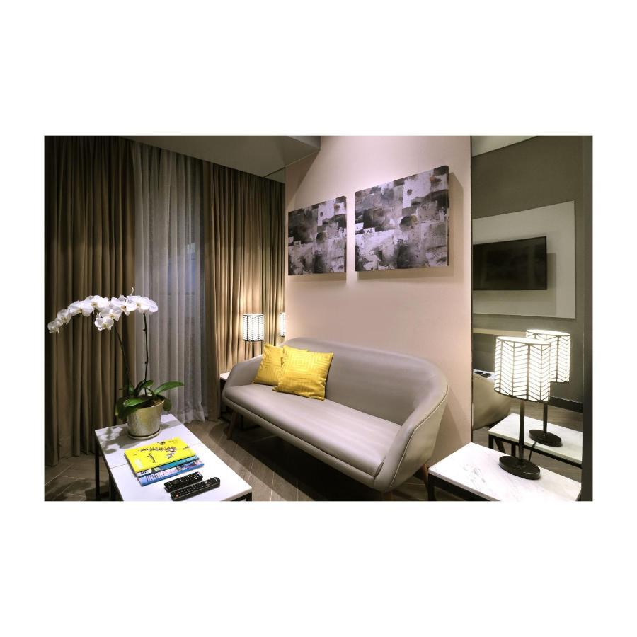ซัมมิต โฮเต็ล กรีนฮิลล์ Hotel เกซอนซิตี้ ภายนอก รูปภาพ